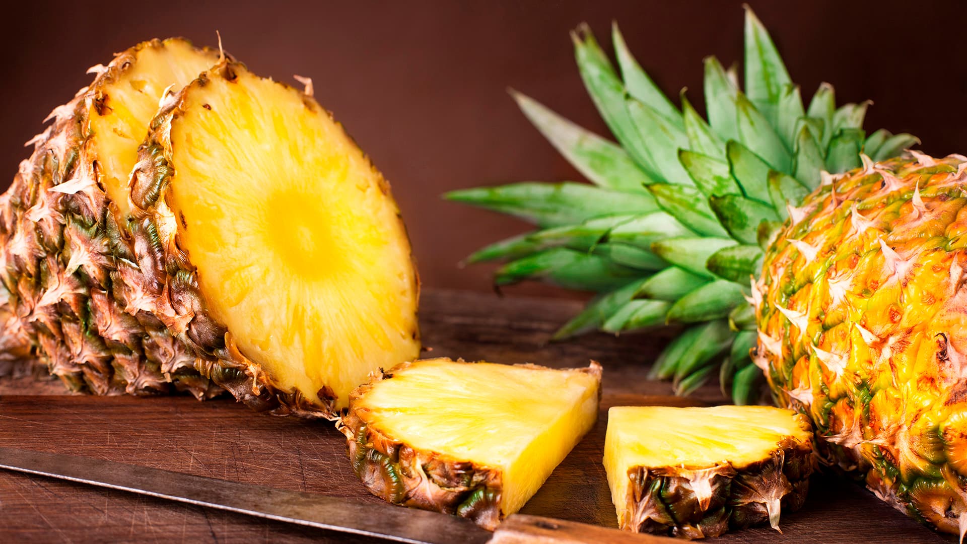 Helppo opas: Ananaksen kasvatus itse kasvatetusta lehtiruusukkeesta