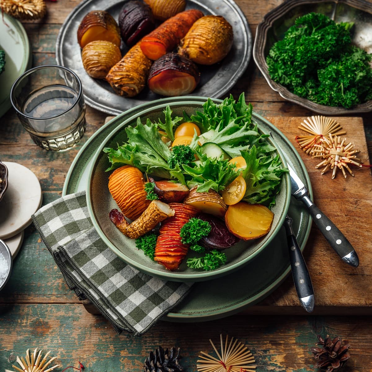 <p data-block-key="x8nrs"> Paahdetut juurekset hurmaavat helppoudellaan – kokeile esimerkiksi Hasselbackan juuresversiota. </p>