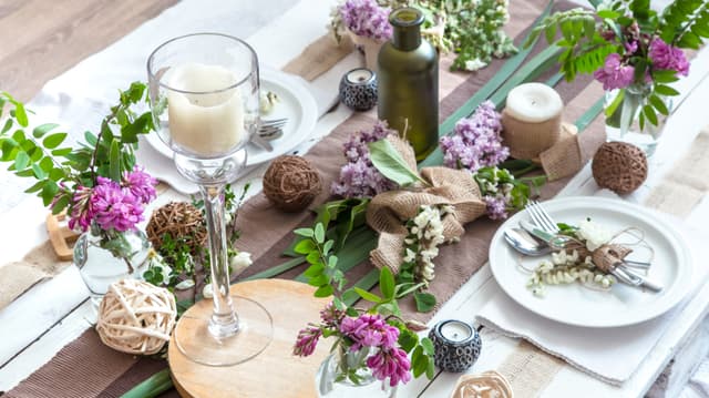 Juhlat tulossa, näin katat pöydän