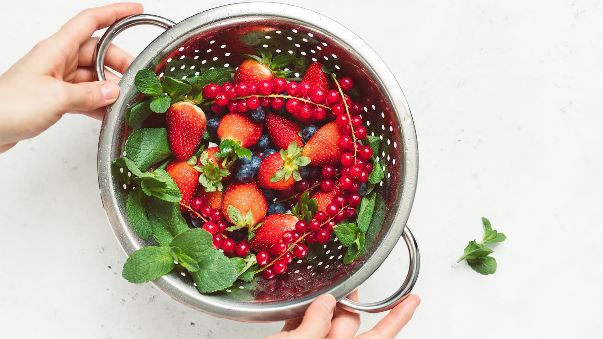 Näin onnistuu säilöntä elokuun sadolle – pakastaminen ja kuivaaminen