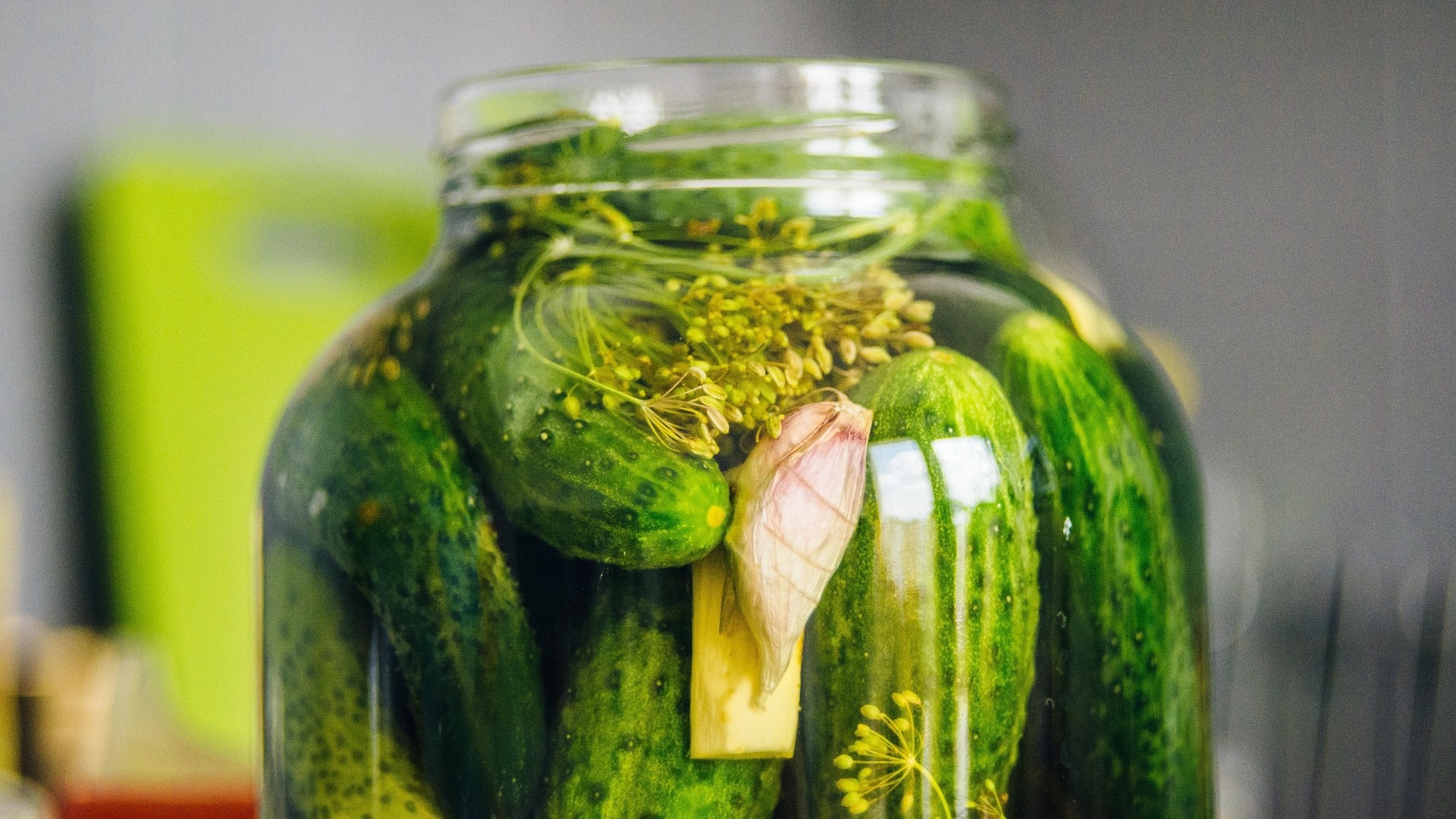 pickled-cucumbers-4403298_1920